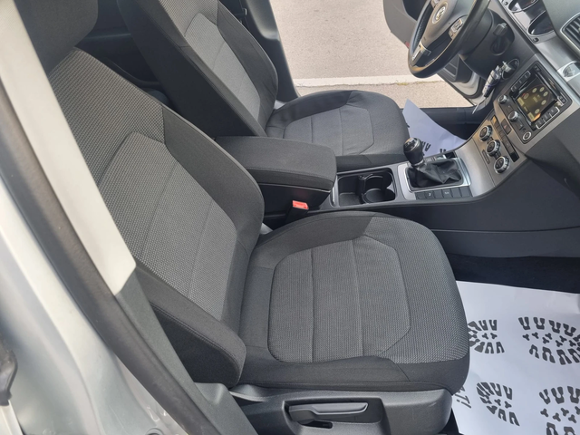 VW Passat 1.6tdi EVRO5-B - автомобили, коли, обяви за нови и употребявани 7