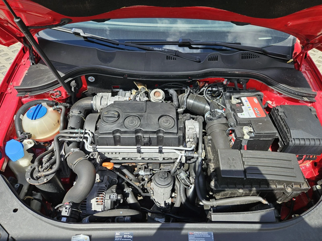 VW Passat 2.0TDI-140kc= 8КЛАПАНА= ШИБЕДАХ= АВТОПИЛОТ - автомобили, коли, обяви за нови и употребявани 15