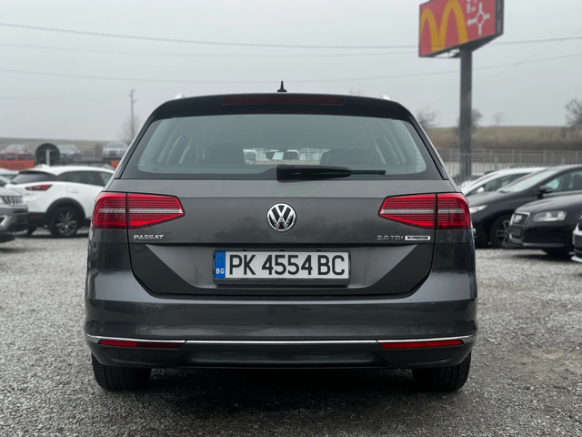 VW Passat 2.0TDI HIGHLINE - автомобили, коли, обяви за нови и употребявани 5