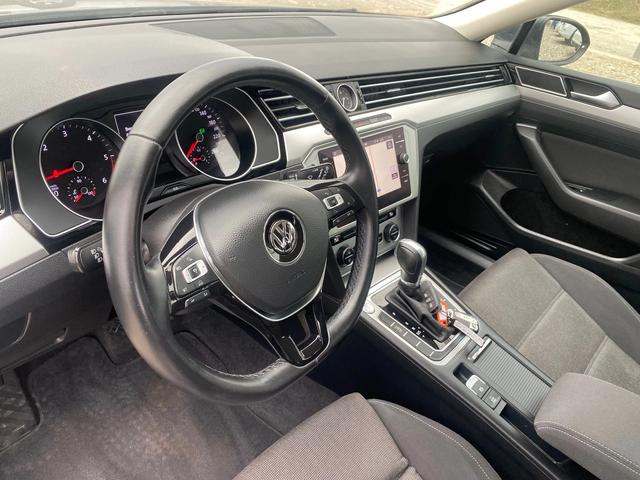 VW Passat 2.0 TDI - автомобили, коли, обяви за нови и употребявани 9
