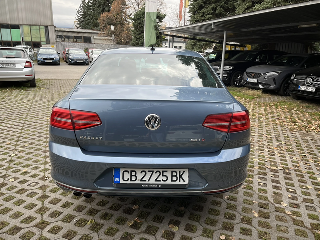 VW Passat Highline 2.0 TDI DSG 4Motion - автомобили, коли, обяви за нови и употребявани 4