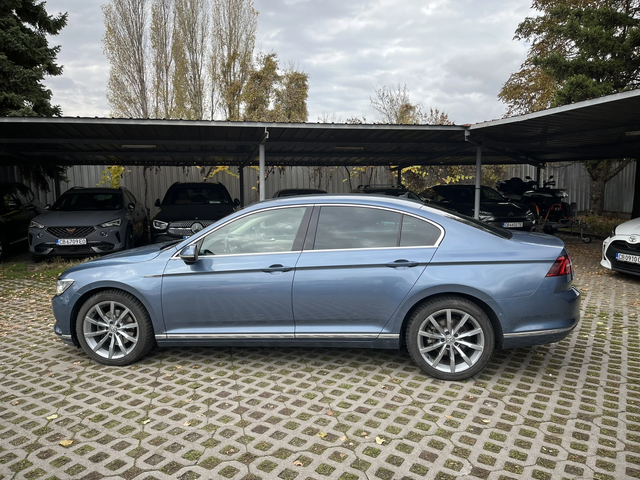 VW Passat Highline 2.0 TDI DSG 4Motion - автомобили, коли, обяви за нови и употребявани 6