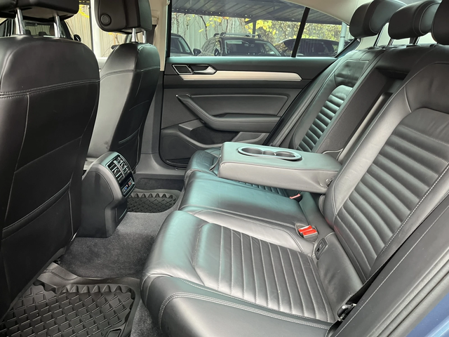 VW Passat Highline 2.0 TDI DSG 4Motion - автомобили, коли, обяви за нови и употребявани 9