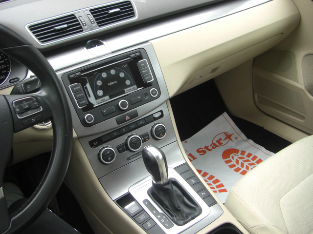 VW Passat B7 TDI NAVI AVTOMAT EURO 5B - автомобили, коли, обяви за нови и употребявани 11