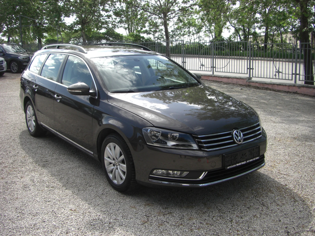 VW Passat B7 TDI NAVI AVTOMAT EURO 5B - автомобили, коли, обяви за нови и употребявани 6