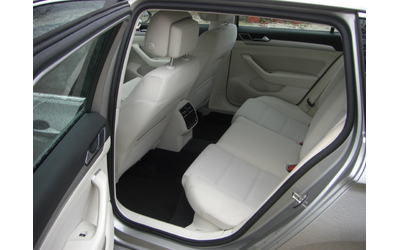 VW Passat TDI NAVI AVTOMAT EURO 6B - автомобили, коли, обяви за нови и употребявани 12