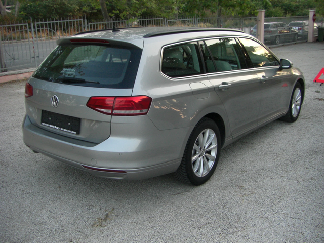 VW Passat TDI NAVI AVTOMAT EURO 6B - автомобили, коли, обяви за нови и употребявани 4