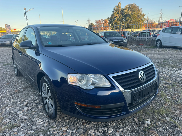 VW Passat 1.6I 102kc СТАРИЯ МОТОР - автомобили, коли, обяви за нови и употребявани 0