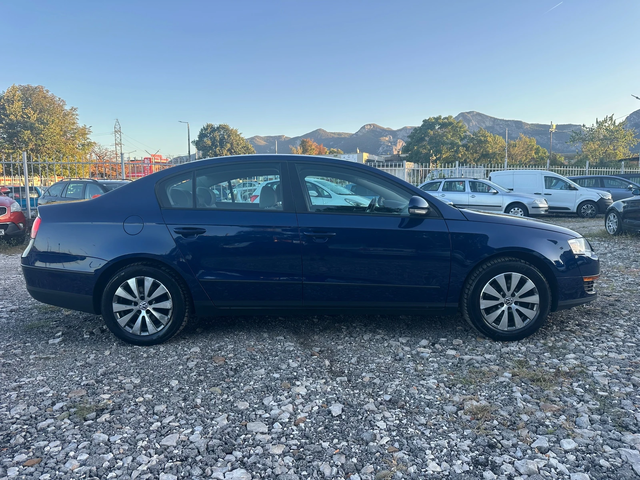 VW Passat 1.6I 102kc СТАРИЯ МОТОР - автомобили, коли, обяви за нови и употребявани 1
