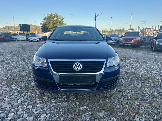 VW Passat 1.6I 102kc СТАРИЯ МОТОР - автомобили, коли, обяви за нови и употребявани 7