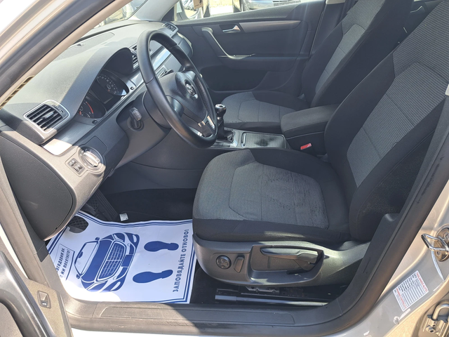 VW Passat 1, 6 tdi - автомобили, коли, обяви за нови и употребявани 8