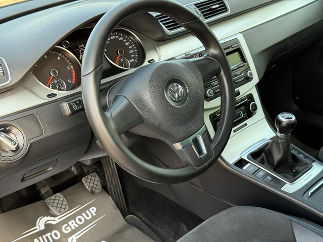 VW Passat 2.0TDI 140HP 4-MOTION * * HIGH-LINE* * - автомобили, коли, обяви за нови и употребявани 11