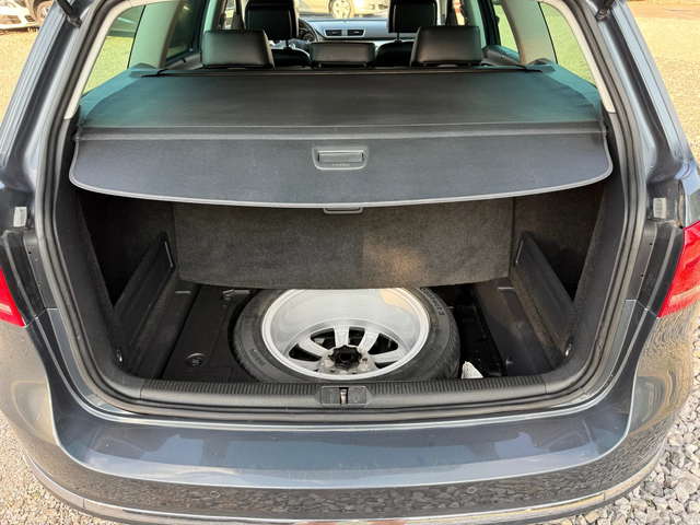 VW Passat 2.0TDI 140HP 4-MOTION * * HIGH-LINE* * - автомобили, коли, обяви за нови и употребявани 16