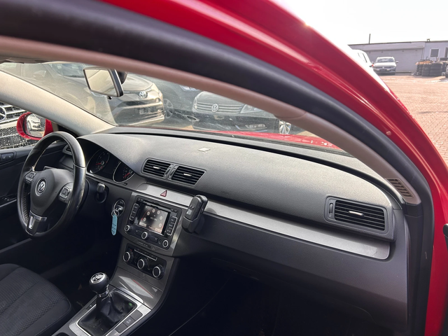 VW Passat 1.4TSI NAVI EURO 5 - автомобили, коли, обяви за нови и употребявани 9