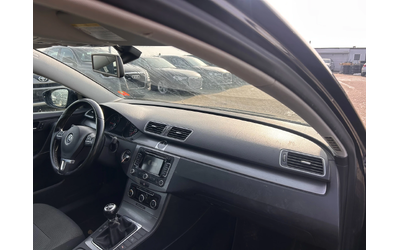 VW Passat 1.6TDI NAVI EURO 5 - автомобили, коли, обяви за нови и употребявани 9