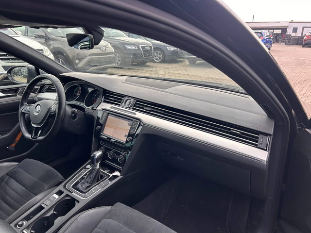 VW Passat 1.4GTE PLUG IN HYBRID AVTOMAT/NAVI/KOJA/KAMERA - автомобили, коли, обяви за нови и употребявани 11