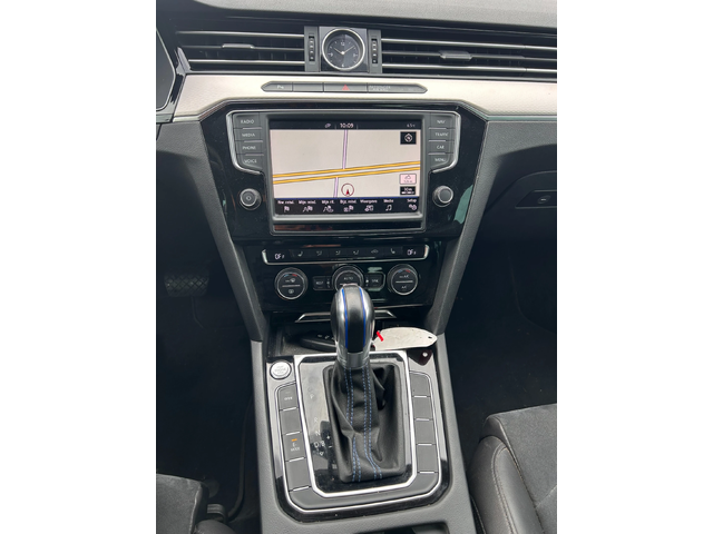 VW Passat 1.4GTE PLUG IN HYBRID AVTOMAT/NAVI/KOJA/KAMERA - автомобили, коли, обяви за нови и употребявани 14