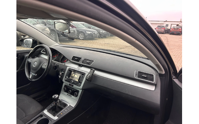 VW Passat 1.6TDI NAVI EURO 5 - автомобили, коли, обяви за нови и употребявани 9