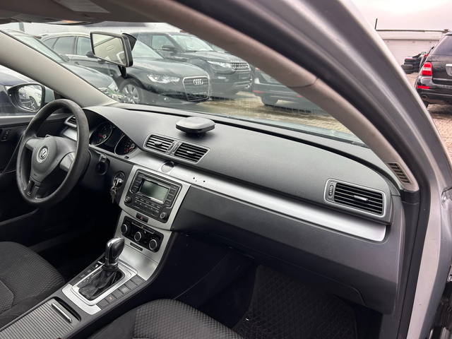 VW Passat 2.0TDI AVTOMAT EURO 5 - автомобили, коли, обяви за нови и употребявани 9