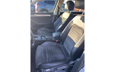 VW Passat 2.0TSI R-LINE 4MOTION/AVTOMAT/PANORAMA/KOJA EURO 6 - автомобили, коли, обяви за нови и употребявани 11