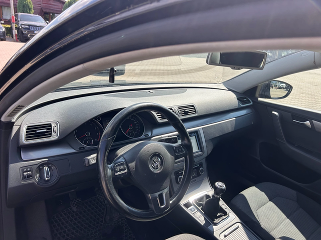 VW Passat 1.8TSI NAVI EURO 5 - автомобили, коли, обяви за нови и употребявани 10