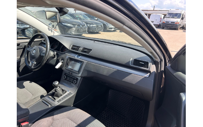 VW Passat 1.8TSI NAVI EURO 5 - автомобили, коли, обяви за нови и употребявани 9