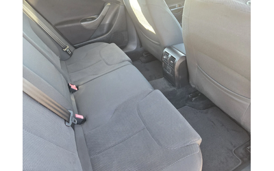 VW Passat 2.0tdi* Italy* - автомобили, коли, обяви за нови и употребявани 13