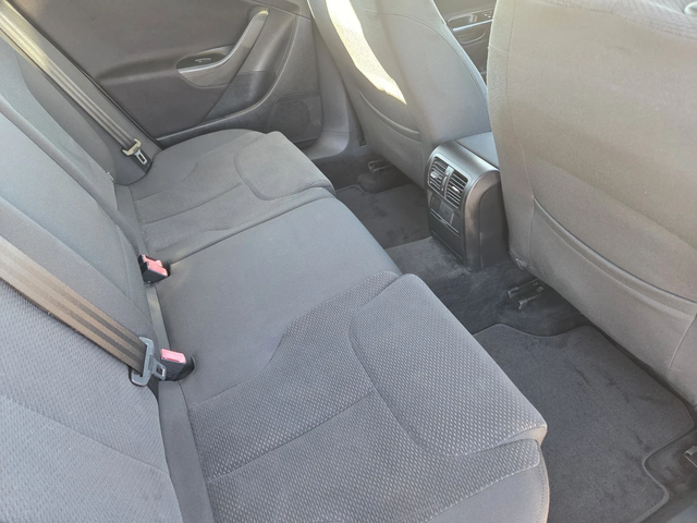 VW Passat 2.0tdi* Italy* - автомобили, коли, обяви за нови и употребявани 13