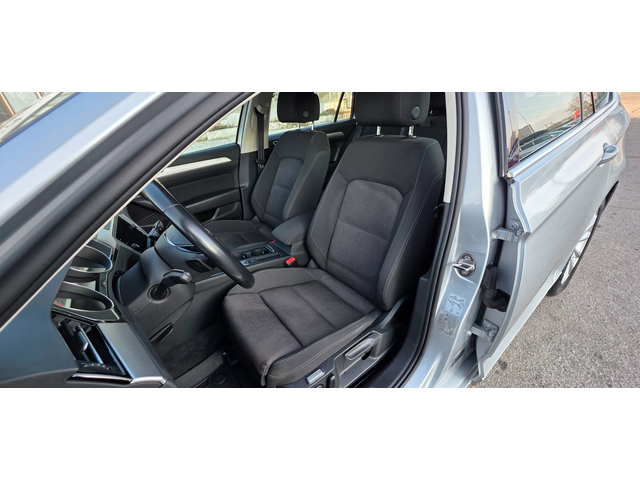 VW Passat 2.0 TDI 150k.c UNIKAT ITALIA EURO 6B - автомобили, коли, обяви за нови и употребявани 10