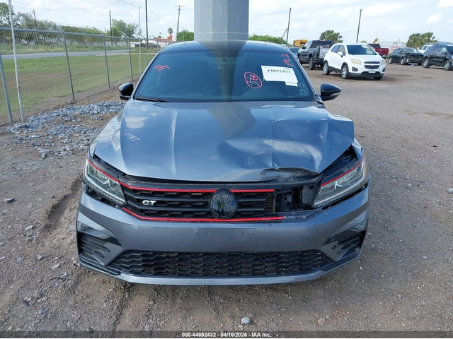 VW Passat 3.6L V-6 DI, DOHC, VVT, 280HP Front Wheel Drive - автомобили, коли, обяви за нови и употребявани 11