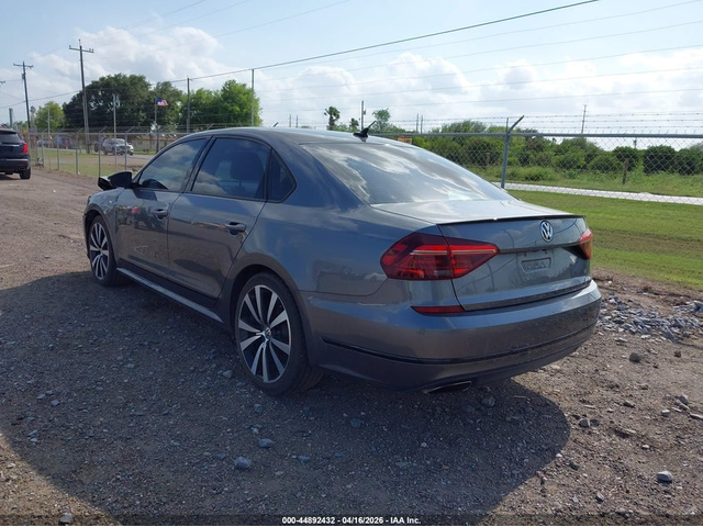 VW Passat 3.6L V-6 DI, DOHC, VVT, 280HP Front Wheel Drive - автомобили, коли, обяви за нови и употребявани 2