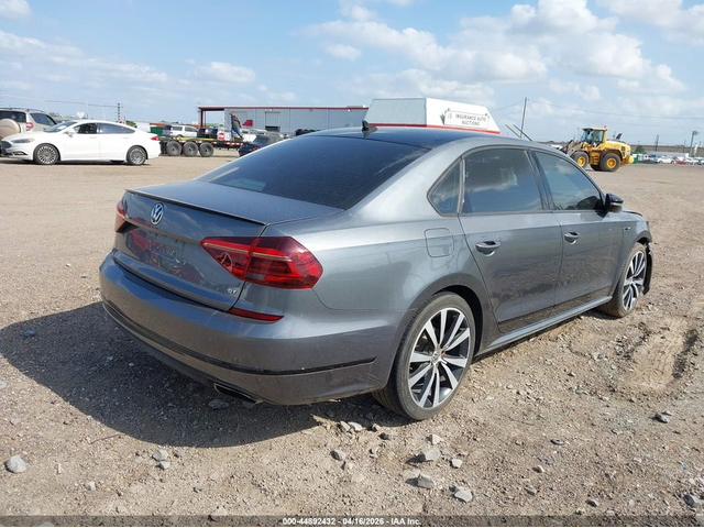 VW Passat 3.6L V-6 DI, DOHC, VVT, 280HP Front Wheel Drive - автомобили, коли, обяви за нови и употребявани 3