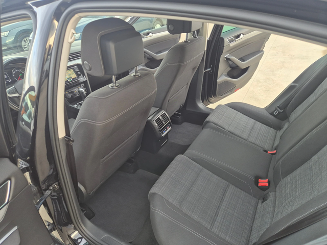 VW Passat 4Х4-А/Т-190кс - автомобили, коли, обяви за нови и употребявани 11