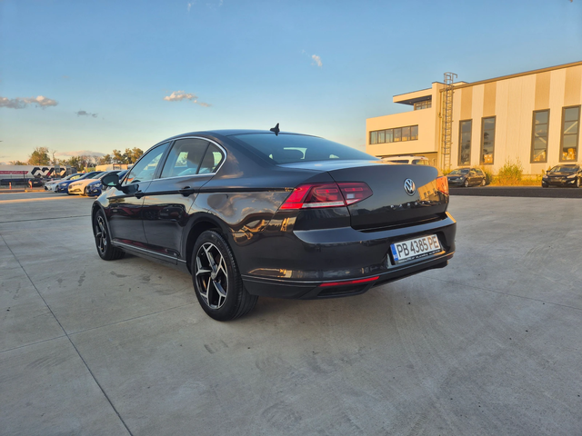 VW Passat НОВ-2.0-А/Т-150кс - автомобили, коли, обяви за нови и употребявани 2