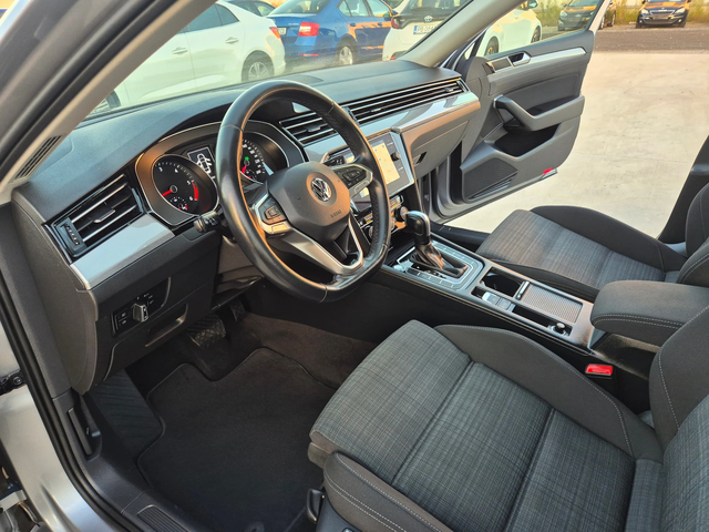 VW Passat BUSINES А/Т - автомобили, коли, обяви за нови и употребявани 12