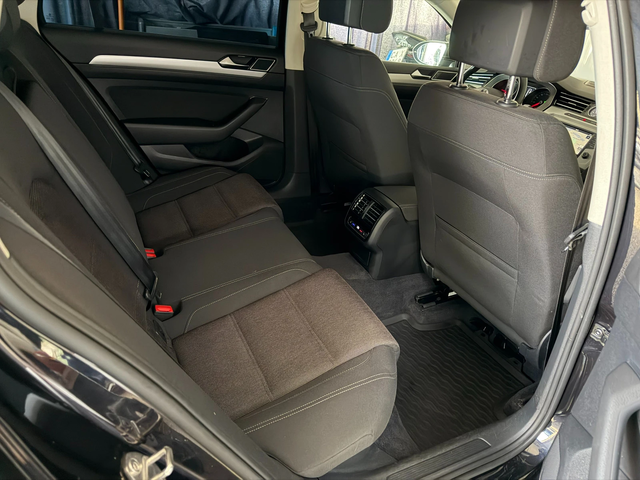 VW Passat 2.0TDI* 150к.с* СЕРВИЗНА КНИЖКА С ПЪЛНА ИСТОРИЯ В - автомобили, коли, обяви за нови и употребявани 8