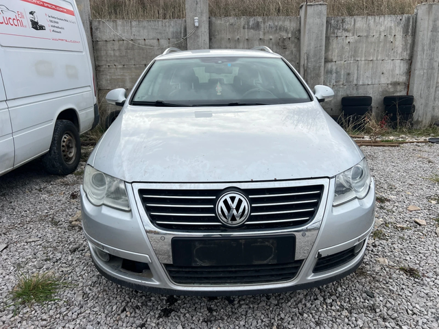 VW Passat 2.0TDI - автомобили, коли, обяви за нови и употребявани 1