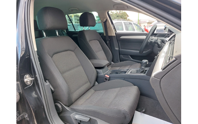 VW Passat 1.6TDI* AUTOMATIC-DSG* - автомобили, коли, обяви за нови и употребявани 11