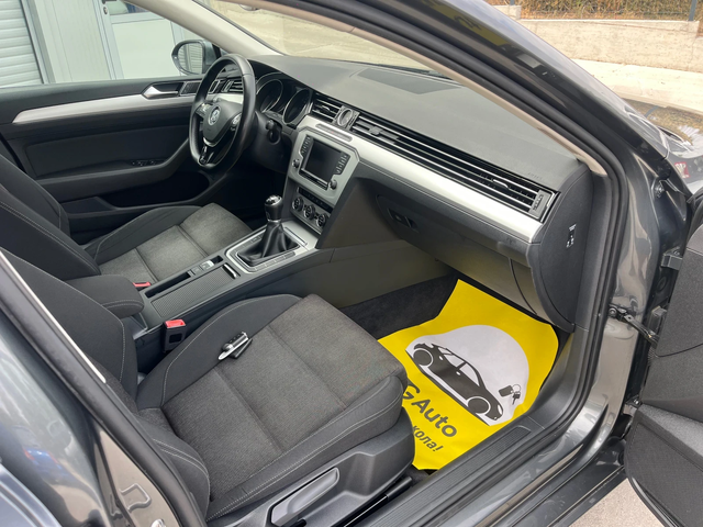VW Passat Панорама - автомобили, коли, обяви за нови и употребявани 8