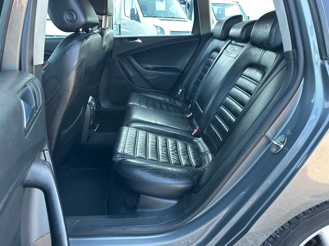 VW Passat 2.0TDI АВТОМАТ - автомобили, коли, обяви за нови и употребявани 15