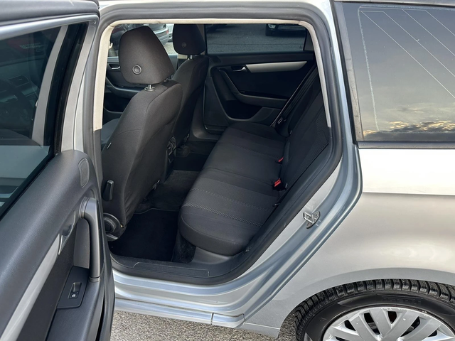VW Passat 2.0TDI* DSG* ECO* ПОДГРЕВ* ТОП СЪСТОЯНИЕ!! - автомобили, коли, обяви за нови и употребявани 13