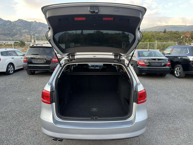 VW Passat 2.0TDI* DSG* ECO* ПОДГРЕВ* ТОП СЪСТОЯНИЕ!! - автомобили, коли, обяви за нови и употребявани 15