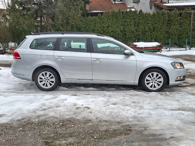 VW Passat 2.0TDI DSG - автомобили, коли, обяви за нови и употребявани 3
