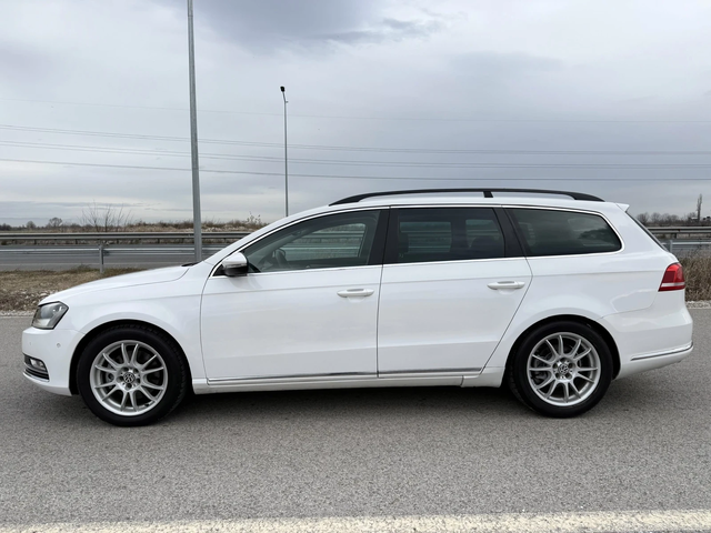 VW Passat 2.0 TDI / 4MOTION / NAVI / PARKTRONIC / AVTOPILOT - автомобили, коли, обяви за нови и употребявани 3