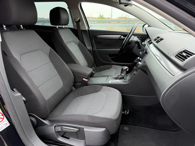 VW Passat 2.0 TDI / AVTOMAT / NAVI / PARKTRONIC / AVTOPILOT - автомобили, коли, обяви за нови и употребявани 10