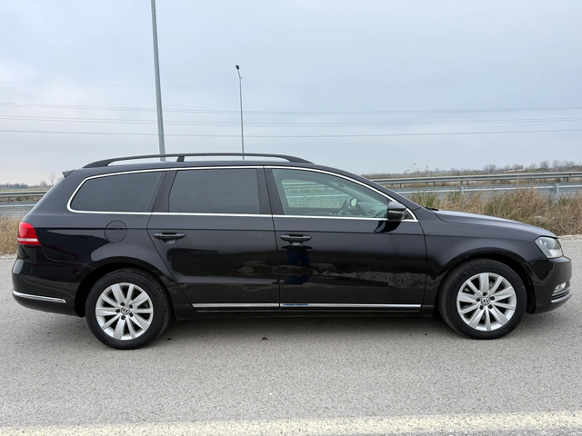 VW Passat 2.0 TDI / AVTOMAT / NAVI / PARKTRONIC / AVTOPILOT - автомобили, коли, обяви за нови и употребявани 4
