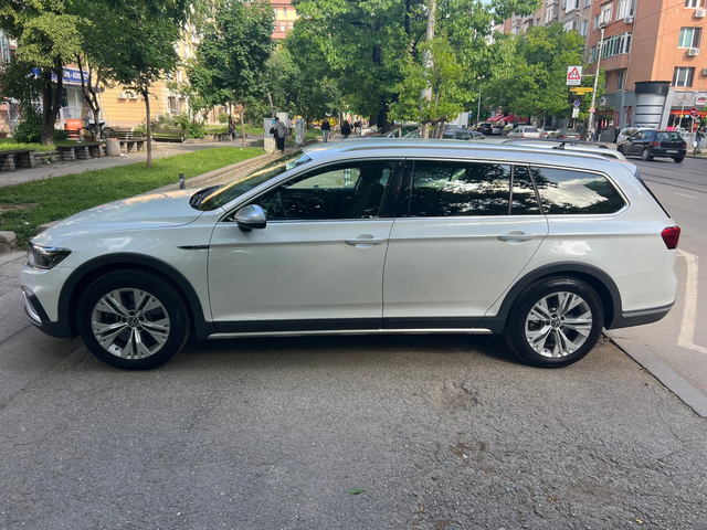 VW Passat Alltrack 2.0 TSI N1 - автомобили, коли, обяви за нови и употребявани 4