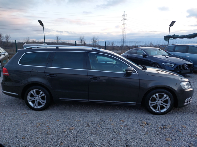 VW Passat 2.0TDI / Highline/ DSG / 170 4x4 - автомобили, коли, обяви за нови и употребявани 3