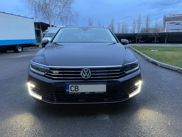 VW Passat GTE Plug In Hybrid - автомобили, коли, обяви за нови и употребявани 2