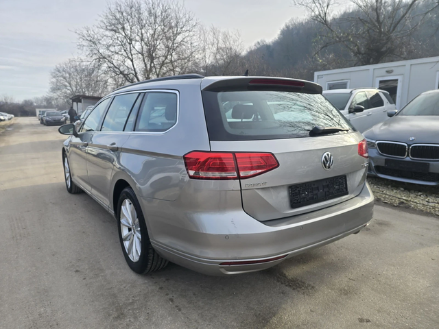 VW Passat Comfort line 6 скорости - автомобили, коли, обяви за нови и употребявани 2